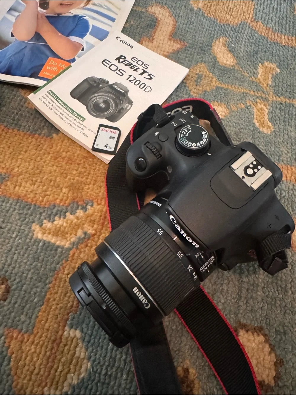 Cannon EOS Rebel T5 - Camera Bundle